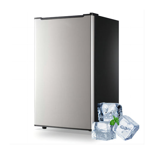 Congélateur vertical à dégivrage manuel de 2,8 pi³ (79 L) couleur argent